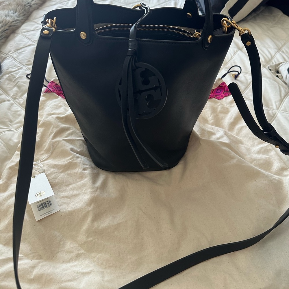 Tory Burch Black Leather Bucket Bag